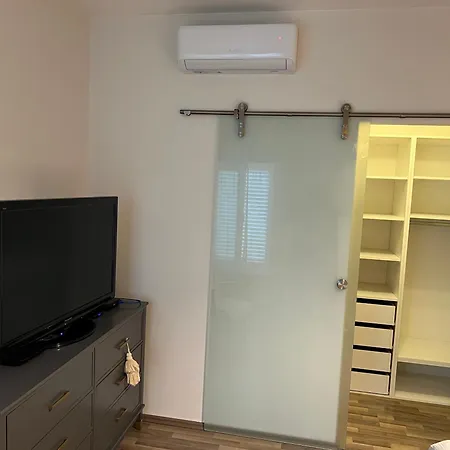 Zen House * Zrnovnica