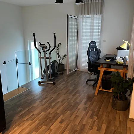 Zen House Vila Zrnovnica